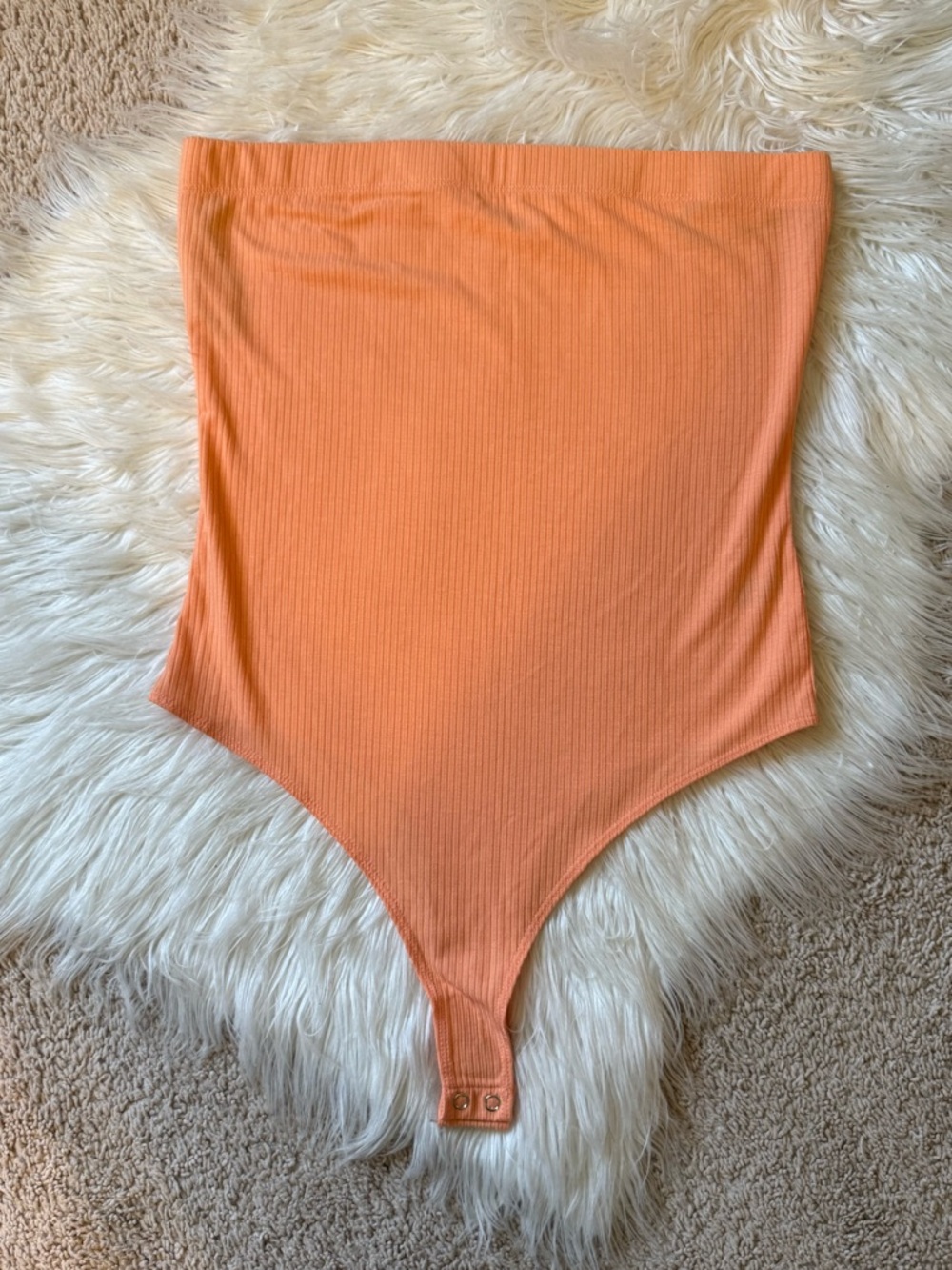 NWOT Double Zero Large strapless bodysuit.